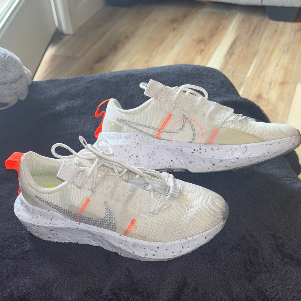 Nike Cream and Orange Athletic Shoes